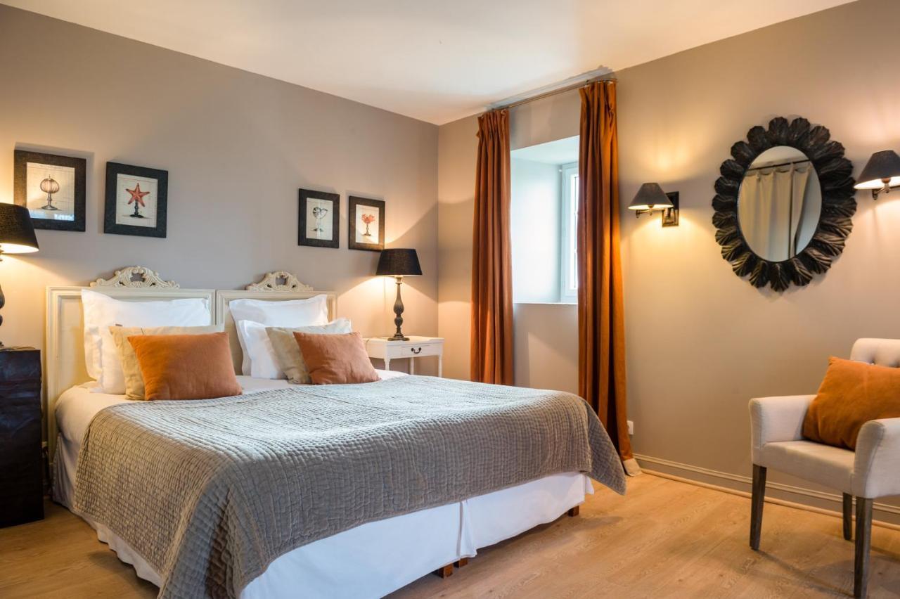 Hotel Traiteur Les Ormes, The Originals Relais Barneville-Carteret Bagian luar foto